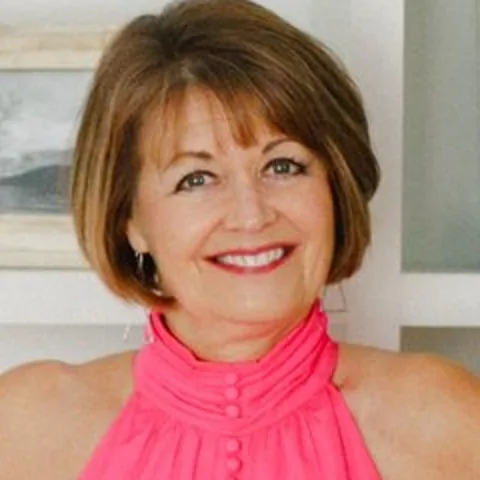 Rhonda Gibbons, Broker · NC/SC REALTOR®